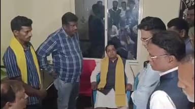 ଭଣ୍ଡାରିପୋଖରୀ: ଭଣ୍ଡାରିପୋଖରି ରହଣିଆ ସେବା ସମବାୟ ସମିତି ବୁଲି ସେଠାରେ ଚାଷୀ ଙ୍କ ସହ ଧାନ କିଣାକୁ ନେଇ ଆଲୋଚନା କରିଛନ୍ତି ଯୋଗାଣ ମନ୍ତ୍ରୀ କୃଷ୍ଣ ପାତ୍ର