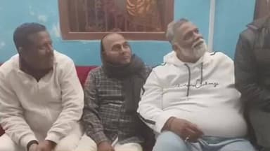 रुपौली: पूर्णिया लोकसभा सांसद राजेश रंजन उर्फ पप्पू यादव ने मौजमपट्टी गाँव में दी श्रद्धांजलि