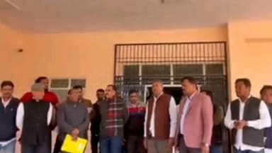 नीम का थाना: नीमकाथाना के जिला अस्पताल के भवन का निरीक्षण सैनिक कल्याण बोर्ड के अध्यक्ष प्रेम सिंह बाजोर ने किया