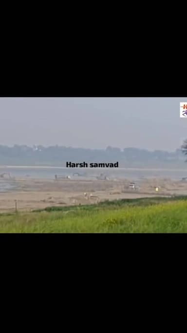 *जालौन/कालपी
कालपी की यमुना नदी में अवैध खनन का काला खेल बेखौफ बदस्तूर जारी,,,
तरीबुलदा क्षेत्र में दिन के उजाले में ह...