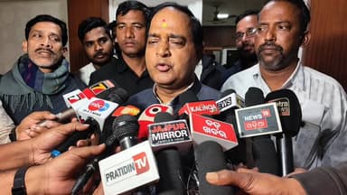 ବରୀ ରାମଚନ୍ଦ୍ରପୁର: ସର୍କିଟ ହାଉସରେ ରାଜ୍ୟ ଯୋଗାଣ ମନ୍ତ୍ରୀଙ୍କ ସମୀକ୍ଷା ଶେଷ,ଧାନ କ୍ରୟ ସ୍ଥିତିକୁ ନେଇ ଯାଜପୁର ଟାଉନରେ ସୂଚନା ଦେଲେ ରାଜ୍ୟ ଯୋଗାଣ ମନ୍ତ୍ରୀ