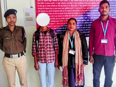 गया टाउन सीडी ब्लॉक: भोजपुर की नाबालिग लड़की को गयाजी जंक्शन से आरपीएफ टीम ने बरामद कर चाइल्ड लाइन को सौंपा