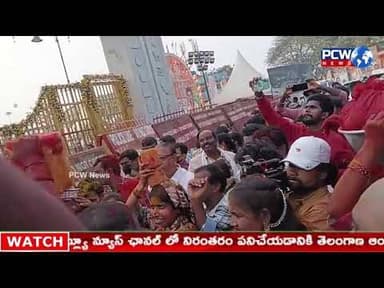 మేడారం జాతరలో భక్తుల రద్దీ ఉద్ధృతి, పోలీసులతో తోపులాట; ఓ భక్తుడు గాయపడగా భద్రతపై ఆందోళన