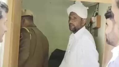 बाड़मेर: बाड़मेर जिले के नागाणा थाना क्षेत्र के पास एमपीटी (MPT) रामदेव होटल में एक युवक का शव कमरे में फंदे से लटका हुआ मिला