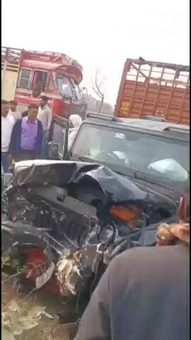 सांगानेर: जोबनेर महला मेगा हाईवे पर ढाणी बोराज मोड़ के पास भीषण हादसा, स्कॉर्पियो और थार गाड़ी की आमने-सामने जबरदस्त भिड़ंत