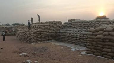 जिले में अब तक 52 लाख 68 हजार क्विंटल से अधिक धान खरीदी किसानों को 1233 करोड़ 70 लाख रुपये से अधिक का हुआ भुगतान
#मुंगेली...