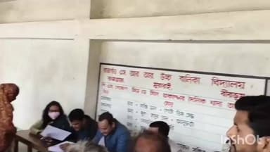 মুরারই ১: রাজগ্রাম এস আর আর উচ্চ বালিকা বিদ্যালয়ে চলছে প্রায় 240 ভোটারদের হেয়ারিং