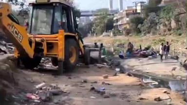 कांके: डोरंडा रिवर साइड में रांची नगर निगम का अतिक्रमण हटाओ अभियान