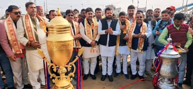 हर्रैया: विधायक अतुल चौधरी ने स्व. रणजीत सिंह स्मारक क्रिकेट टूर्नामेंट का किया उद्घाटन