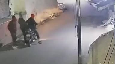 अजमेर: गद्दी मालियां स्थित दुकान में चोरी करने की कोशिश, सीसीटीवी फुटेज आया सामने, जाग होने पर मौके से भेजा गया