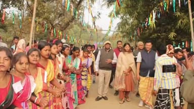 ବାଙ୍ଗିରିପୋଷି: ଚାକଦର ଠାରେ "ସିରଫା ଶୋଲେ ଜୀଲ ଜୋମ ଓ ସାଂସ୍କୃତିକ କାର୍ଯ୍ୟକ୍ରମ" ଅନୁଷ୍ଠିତ; ବାଙ୍ଗିରିପୋଷି ବିଧାୟିକାଙ୍କ ଯୋଗଦାନ