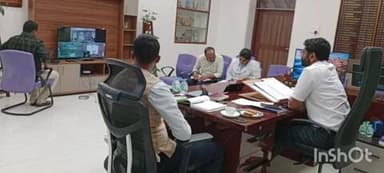 జూలూరుపాడు: ప్రత్యేక సమగ్ర సవరణను పకడ్బందీగా నిర్వహించాలని జిల్లా అధికారులకు సూచించిన రాష్ట్ర ముఖ్య ఎన్నికల అధికారి సుదర్శన్ రెడ్డి