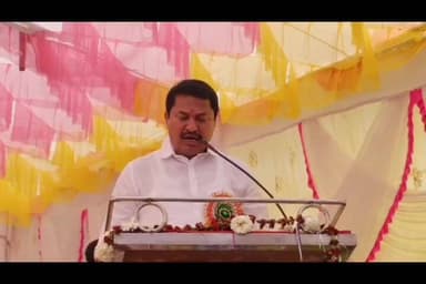 कोची येथे घडले आदिवासी संस्कृतीचे दर्शन जिल्हास्तरीय शालेय क्रीडा व सांस्कृतिक कार्यक्रमाचे पालकमंत्र्याचे हस्ते उद्घाटन