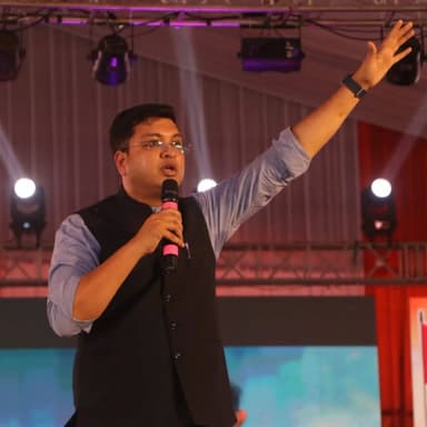 🎯 कपिध्वज करियर गाइडेंस: हजारों विद्यार्थियों को मिला मार्गदर्शन
📍 भटगांव स्टेडियम, सूरजपुर | 31 जनवरी 2026
महिला एवं बा...