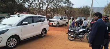 करौली-प्रभारी सचिव शुचि त्यागी पहुंची बालघाट, एसडीएम ने गुलदस्ता भेंटकर किया स्वागत,ग्रमोत्थान शिविर का किया निरीक्षण #5...