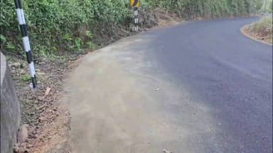 ഇടുക്കി: പൈനാവ് താന്നിക്കണ്ടം പെരുങ്കാല ബൈപ്പാസ് റോഡിൻ്റെ രണ്ടാംഘട്ട നിർമ്മാണം, ഗുണമേന്മ ഇല്ലെന്ന് ആരോപണം #localissue