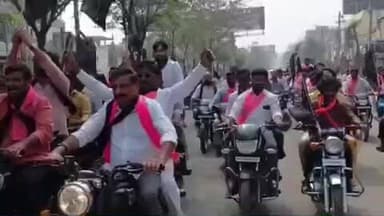 సిద్దిపేట అర్బన్: సిద్దిపేట జిల్లా కేంద్రంలో బీఆర్ఎస్ జిల్లా అధ్యక్షుడు ప్రభాకర్ రెడ్డి ఆధ్వర్యంలో బైక్ ర్యాలీ చేపట్టిన బీఆర్ఎస్ నాయకులు