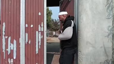 ਘੱਲ ਖੁਰਦ: ਪਿੰਡ ਜਵਾਹਰ ਸਿੰਘ ਵਾਲਾ ਵਿਖੇ ਕਨੇਡਾ ਤੋਂ ਪਰਿਵਾਰ ਨੂੰ ਮਿਲਣ ਆਏ NRI ਤੇ ਜਾਨ- ਲੇਵਾ ਹਮਲਾ, 12 13 ਲੋਕਾਂ ਖਿਲਾਫ ਮਾਮਲਾ ਦਰਜ