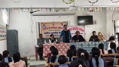 मंडला: शासकीय जगन्नाथ मुन्नालाल चौधरी महिला महाविद्यालय, मण्डला में लर्निंग ड्राइविंग लाइसेंस शिविर का आयोजन