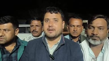 বালিজানা: চহৰৰ বিঅচিত বিধায়ক আশ্ৰাফুল ইছলামে চুড়ান্ত ভোটাৰ তালিকাৰ এজনৰ নাম বাদ পৰিলে ৰাজপথৰ লগতে বিধানসভা উত্তাল কৰাৰ হুংকাৰ