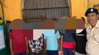 ନୟାଗଡ: ଜିଲ୍ଲାର ବିଭିନ୍ନ ଉପକାରଗାର ଠାରେ ପୋଲିସ ପକ୍ଷରୁ ଜେଲ ପ୍ୟାରେଡ୍ କାର୍ଯ୍ୟକ୍ରମ ଅନୁଷ୍ଠିତ