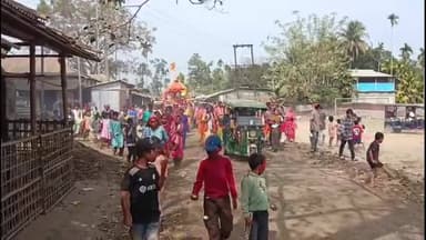 লংথরাই ভ্যালি: ছাওমনু লক্ষিন্দর কারবারি পাড়ায় শ্রদ্ধা ও ভক্তিতে গুরু পূজার সম্পূর্ণ করা হয়