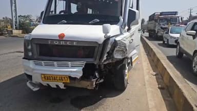 ನೆಲಮಂಗಲ: ಅರಿಶಿನ ಕುಂಟೆ ಬಳಿ ರಾಷ್ಟ್ರೀಯ ಹೆದ್ದಾರಿಯಲ್ಲಿ ಟಿಟಿವಾಹನ ಹಾಗೂ ಕಾರಿನನಡುವೆ ಅಪಘಾತ ಐವರಿಗೆ ಗಾಯ