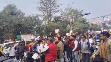 💥सतना जिले में आज भारत बंद का व्यापक पैमाने पर दिखा असर, जाम कर UGC का किया गया विरोध प्रदर्शन...।
#अमरपाटन #सतना #amar...