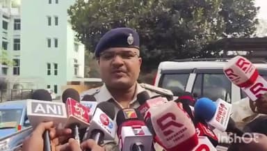 କଟକ ପୌରାଞ୍ଚଳ: ଚୌଦ୍ଵାର ଜେଲରୁ ବିଚାରାଧୀନ କଏଦୀଙ୍କ ଝୁଲନ୍ତା ଅବସ୍ଥାରେ ମୃତଦେହ ଉଦ୍ଧାର ଘଟଣା, ମାତାମଠ ଅଞ୍ଚଳରେ ଡିସିପିଙ୍କ ପ୍ରତିକ୍ରିୟା