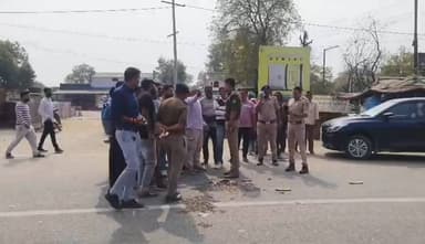 વડાલી: શહેરમાં પાણીની સમસ્યા: મહિલાઓએ હાઈવે કર્યો બ્લોક,માટલા ફોડી નગરપાલિકા સામે વિરોધ નોંધાવ્યો