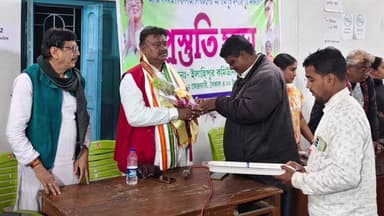 হরিপাল: হরিপালে তৃণমূলের কর্মীসভা, নির্বাচনী প্রস্তুতি ও BLA-2 কর্মীদের হাতে পৌঁছল অভিষেক বন্দ্যোপাধ্যায়ের শুভেচ্ছা সামগ্রী