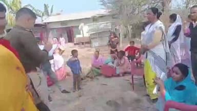 কদম: বহিঃৰাজ্যত অকাল মৃত্যুক সাৱটি ল'লে চাউলধোৱা থেকেৰাগুৰিৰ তিনি সন্তানৰ পিতৃ ধনমনি ডেকা,শোকাকোল পৰিবেশ সৃষ্টি হয় অঞ্চলত