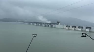 તિલકવાડા: જળાશયો અને ભયજનક સ્થળોએ પ્રવેશવા પર પ્રતિબંધ ફરમાવતું જાહેરનામું