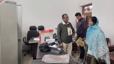 भवानीपुर: टीकापट्टी स्थित जीविका सीएलएफ कार्यालय में चोरी, बीपीएम ने किया स्थल का निरीक्षण