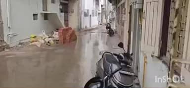 સંતરામપુર: સંતરામપુર શહેર તેમજ આસપાસના વિસ્તારોમાં કમોસમી વરસાદી ઝાપટાં ખેડૂતોની ચિંતા વધી