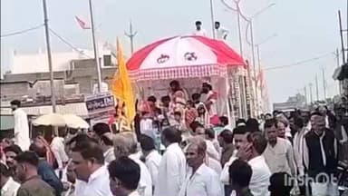 ग्राम लाड़कुई में रिद्धि सिद्धि सहित भगवान गणेश की प्रतिमाओं का चल समारोह निकाला गया