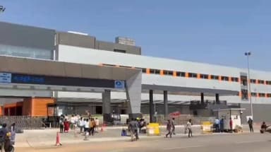 ದೇವನಹಳ್ಳಿ: ಪಾಕ್ಸ್ ಕಾನ್ ಕಂಪನಿ ವಿರುದ್ಧ ಸ್ಥಳೀಯ ಗ್ರಾಮ ಪಂಚಾಯಿತಿಗಳಾದ ವಿಶ್ವನಾಥಪುರ,ಕೊಯಿರಾ ಪಂಚಾಯಿತಿಗಳಿಂದ ತೆರಿಗೆ ಸಮರ