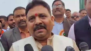 ज़मानिया: गाजीपुर के प्रभारी मंत्री रविंद्र जायसवाल ने अखिलेश यादव पर साधा निशाना, कहा- हर बात में वह केवल कमेंट करते हैं