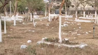 सातारा: शबे बारातच्या पवित्र रात्रीसाठी कब्रस्तान स्वच्छतेचा संदेश; माजी सैनिक सलीम मेमन यांचा आदर्श उपक्रम