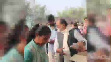 হরিশ্চন্দ্রপুর ১: মাধ্যমিকের দ্বিতীয় দিনে পরীক্ষার্থীদের শুভেচ্ছা জ্ঞাপন হরিশ্চন্দ্রপুরে করলেন প্রতিমন্ত্রী