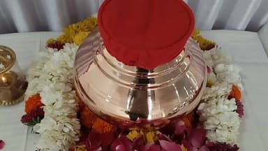 सातारा: साताऱ्यात राष्ट्रवादी कार्यालयात अजित पवार यांचे अस्थिकलश दर्शन, कार्यकर्त्यांचे डोळे पाणावले