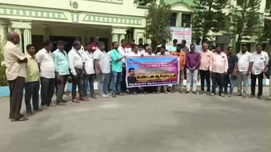 கிருஷ்ணகிரி: மாவட்ட ஆட்சியர் அலுவலகம் முன்பு தமிழ்நாடு பத்திரிகையாளர் சங்கம் TUJ சார்பாக கண்டன ஆர்ப்பாட்டம் நடைபெற்றது