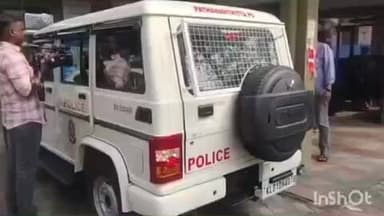 കോഴഞ്ചേരി: കുമ്പഴയിൽ എക്സൈസ് സംഘത്തെ അപായപ്പെടുത്താൻ ശ്രമിച്ചവർ പിടിയിൽ