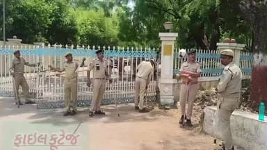 તિલકવાડા: તાલુકાની કચેરીઓ ખાતે ધરણાં-પ્રદર્શન ઉપર પ્રતિબંધ ફરમાવતું જાહેરનામું