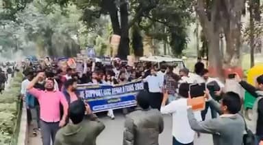 बनारस हिंदू #विश्वविद्यालय #UGC act के समर्थन #SC/#ST/#OBC छात्रों का मार्च