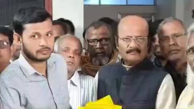 বেলডাঙা ২: বেগুনবাড়ী গ্রামের প্রবীর হালদার WBCS এ ১৮রেঙ্ক করে নির্বাচিত হয়েছেন। তাকে শুভেচ্ছা জানাতে বিধায়ক রবিউল আলম চৌধুরী।