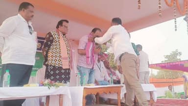 ଲୋଇସିଂହା: ଖାଲିଆପାଲିରେ ଅଲ ଓଡ଼ିଶା ଫୁଟବଲ ଟୁର୍ଣ୍ଣାମେଣ୍ଟ: ଦ୍ଵିତୀୟ ଦିନରେ ପୁଇଁନ୍ତଲା ବ୍ଲକ୍ ଅଧ୍ୟକ୍ଷ ମୁଖ୍ୟ ଅତିଥି