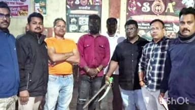 यवतमाळ: शहरातील क्रिटी केअर हॉस्पिटल परिसरात दहशत पसरविणाऱ्या दोन जणांवर स्थानिक गुन्हे शाखा पथकाची कारवाई