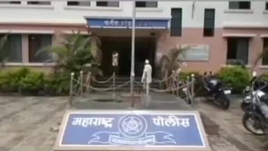 शेगाव: शहरातील मंदिर परिसरातील लॉजवर १९ वर्षीय युवतीवर बलात्कार