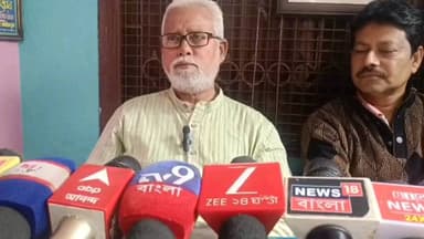 তমলুক: "দলীয় কর্মীদের পদত্যাগ অভ্যন্তরীণ বিষয় আলাপ আলোচনার মাধ্যমে এর সমাধান করে নেওয়া হবে" কোলাঘাটে বললেন জেলা চেয়ারম্যান